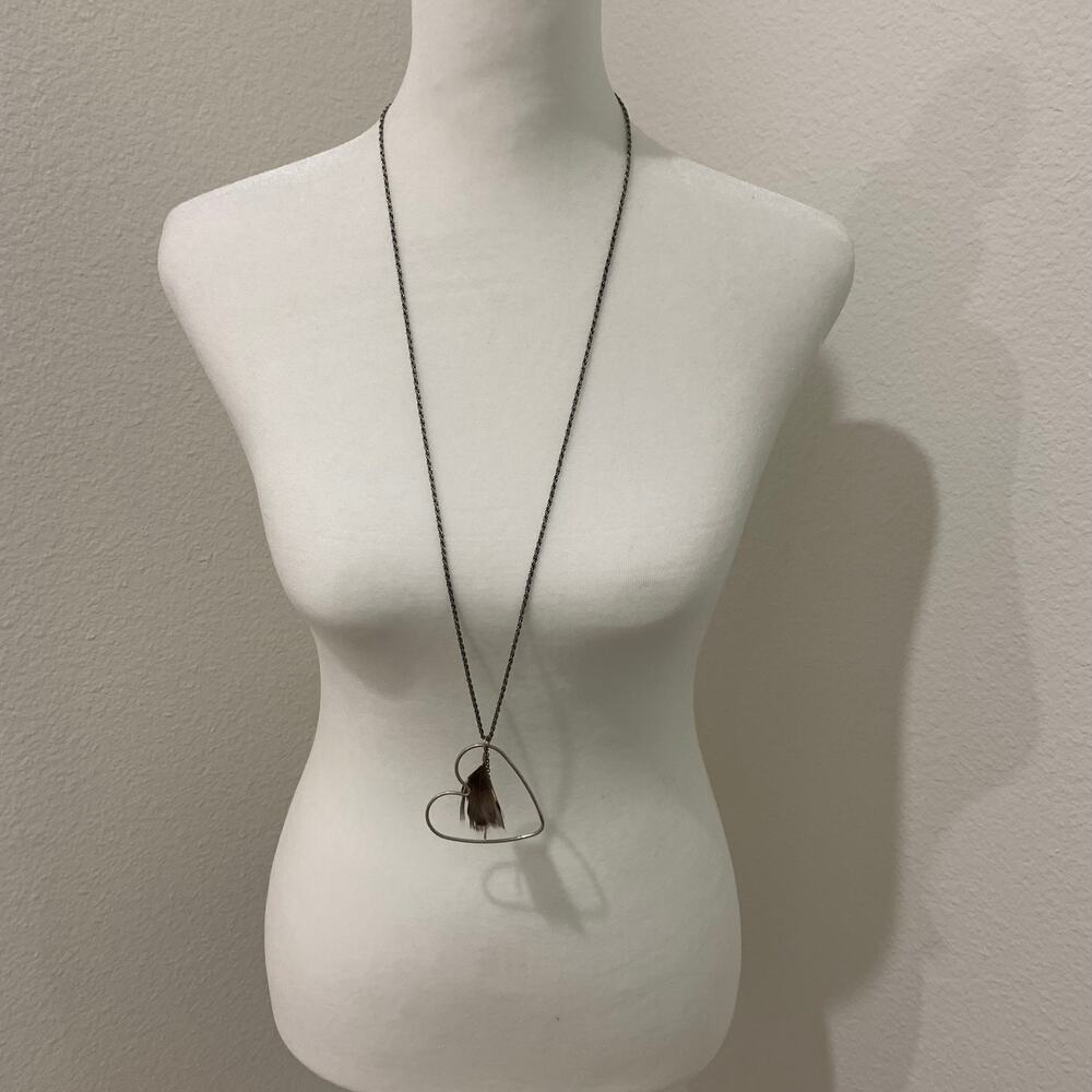 American Eagle Outfitters Boho Long Chain Feather Heart Pendant